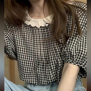 Plaid scoop neck shirt